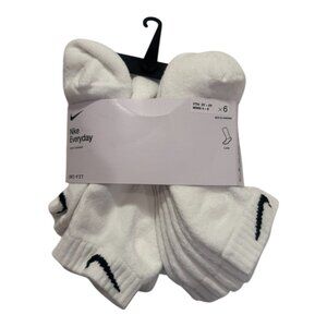 Nike Everyday Plus Low Socks, Size Small